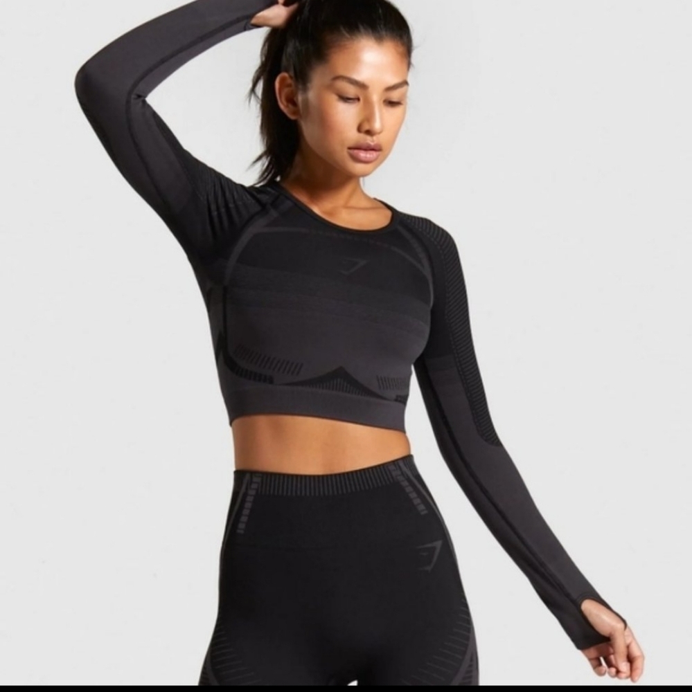 GYMSHARK Geo Seamless Long Sleeve Crop Top